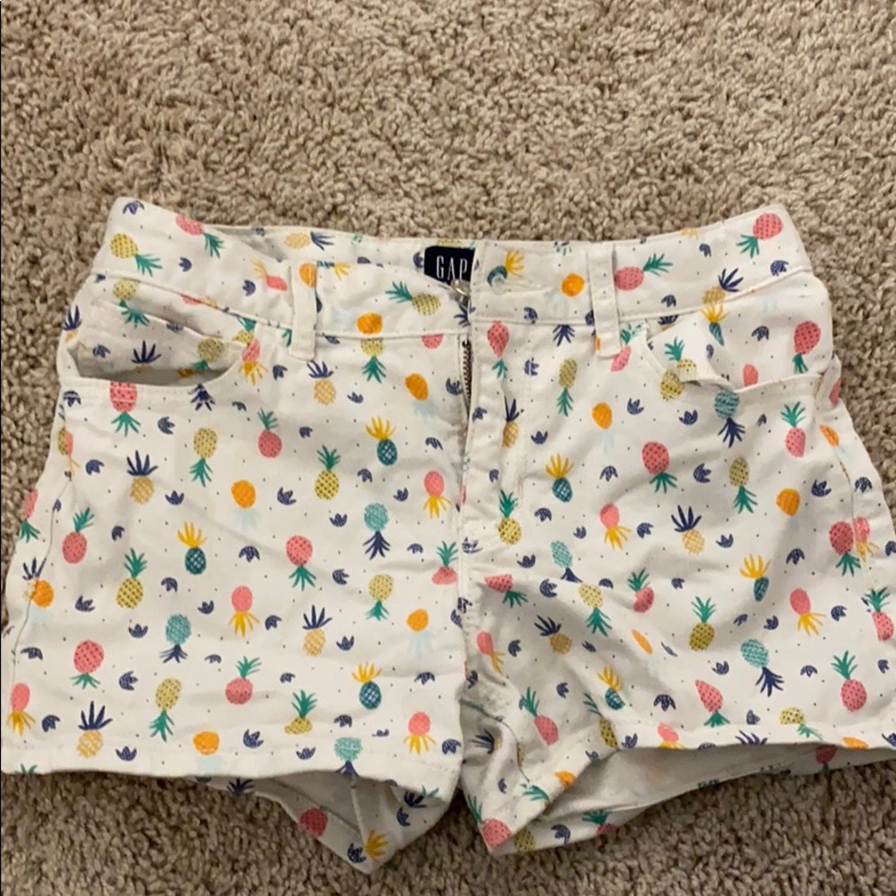 KIDS!! pineapple denim shorts from GAP for sale 🥵